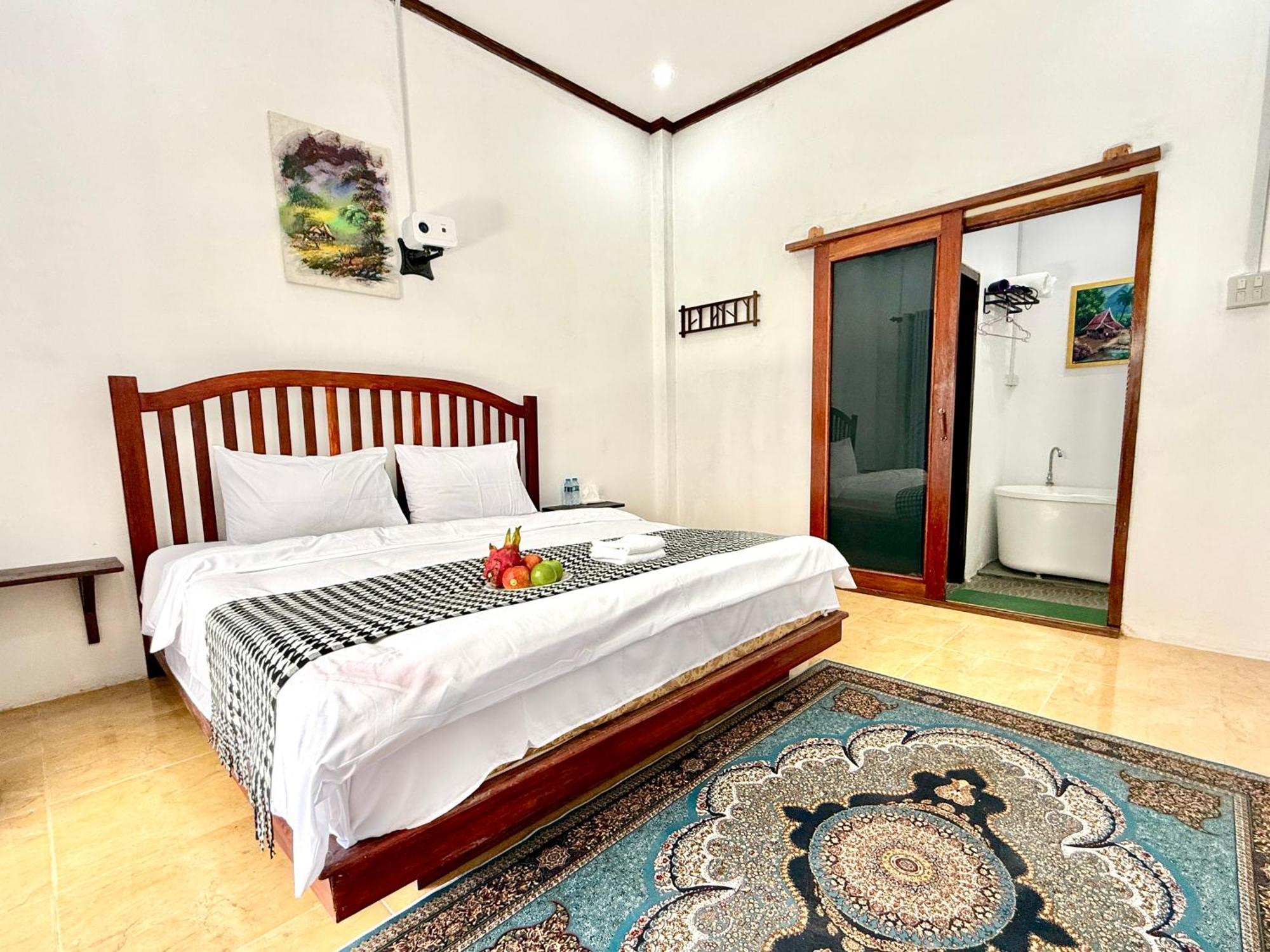 Xin Ya Duo Hotel หลวงพระบาง ภายนอก รูปภาพ