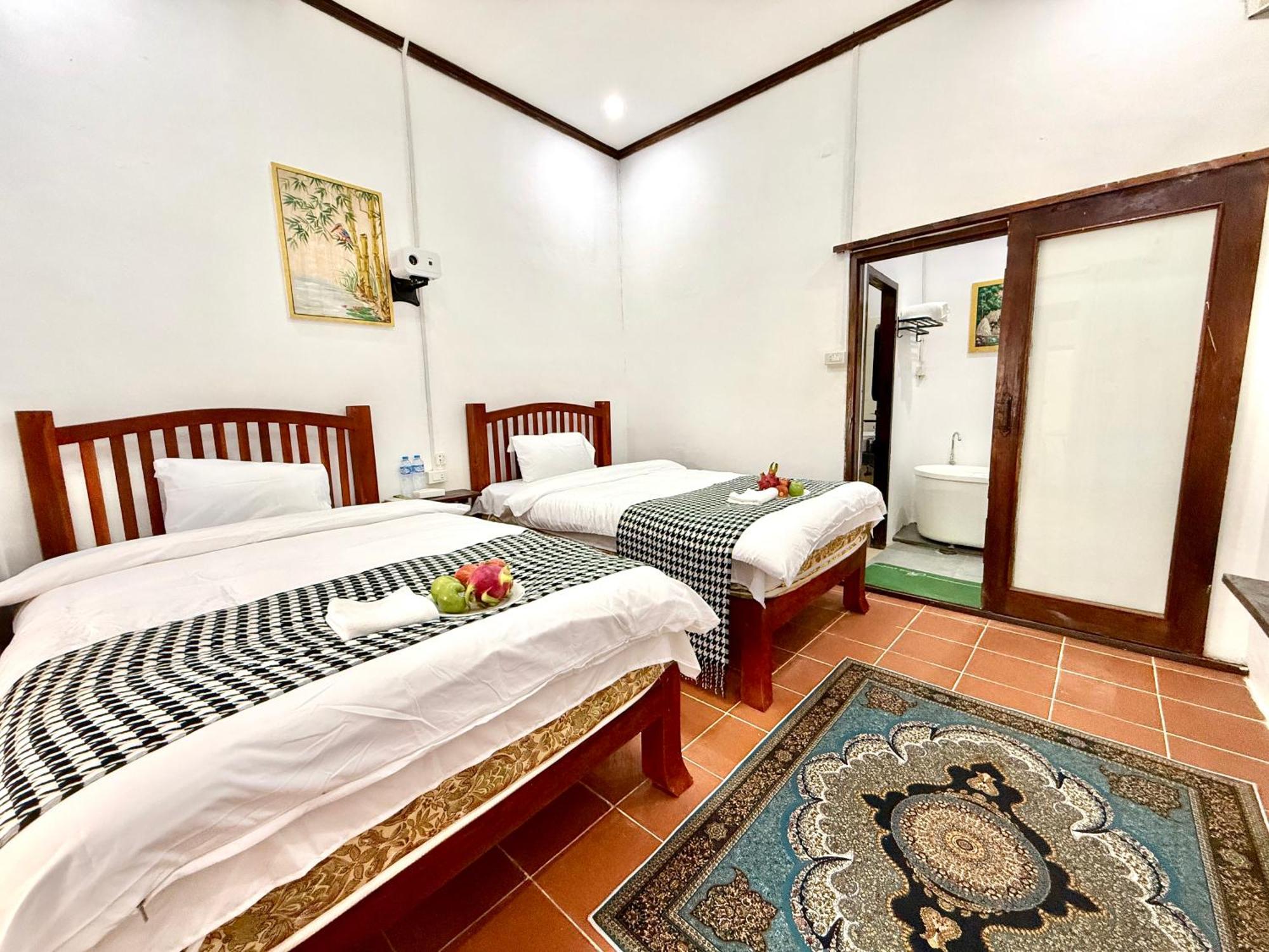 Xin Ya Duo Hotel หลวงพระบาง ภายนอก รูปภาพ