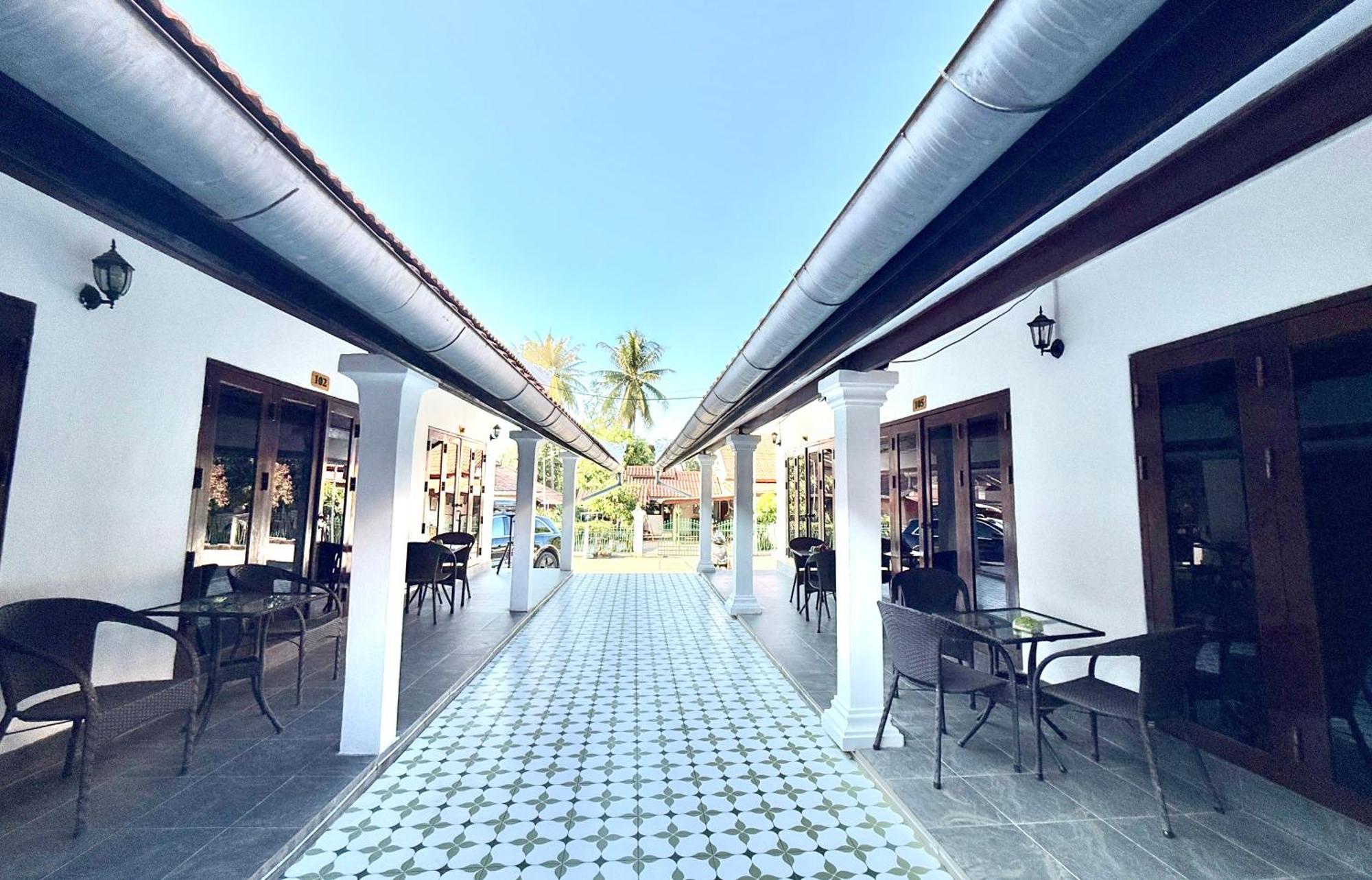 Xin Ya Duo Hotel หลวงพระบาง ภายนอก รูปภาพ